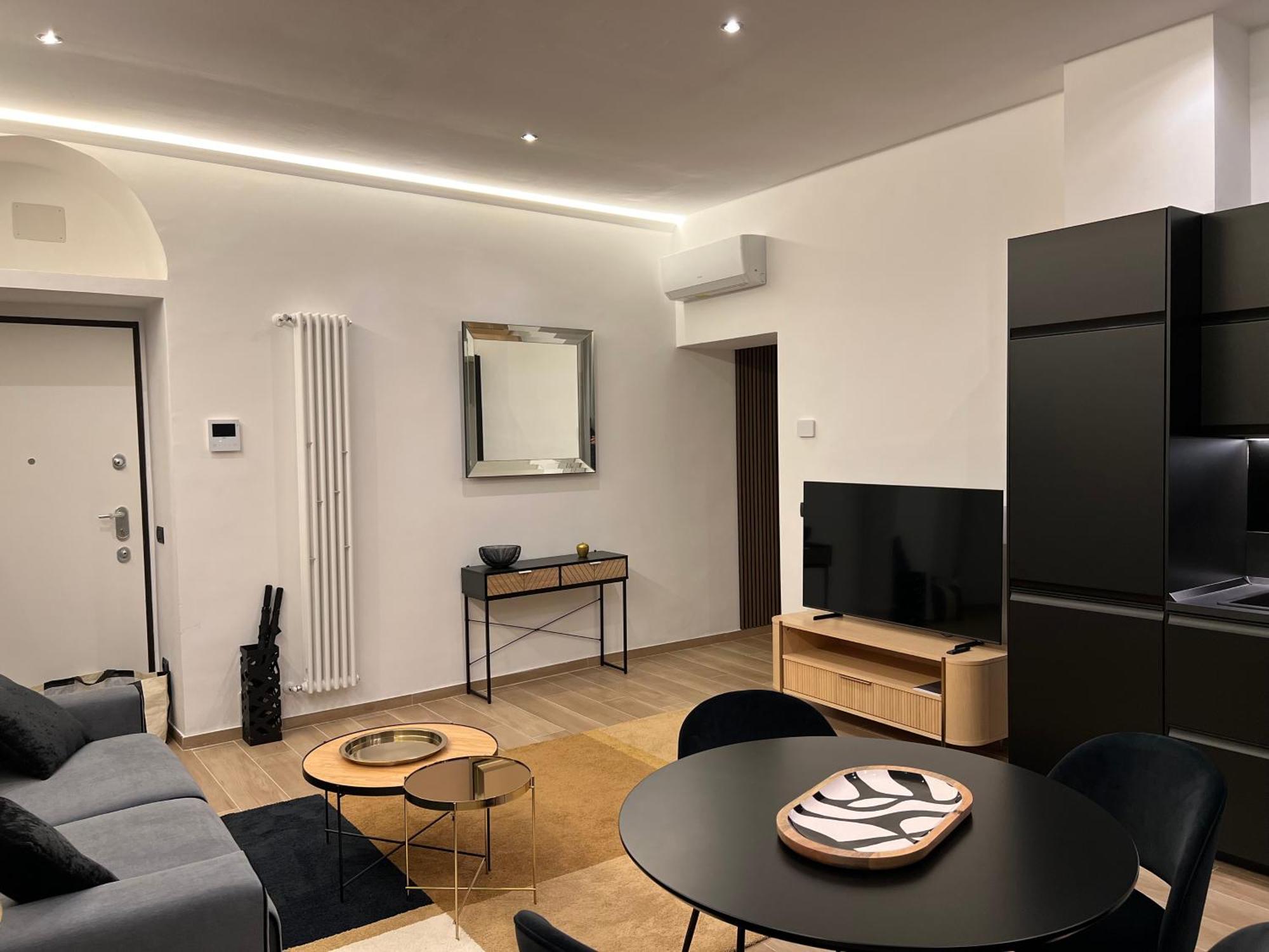Luxury Apartment Navigli มิลาน ภายนอก รูปภาพ